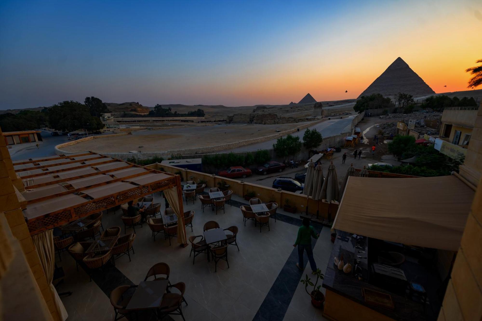 The Gate Hotel Front Pyramids & Sphinx View Kafret el-Gabal Eksteriør bilde